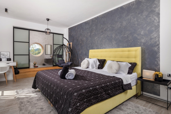 Interno, Casa Mills Poljane