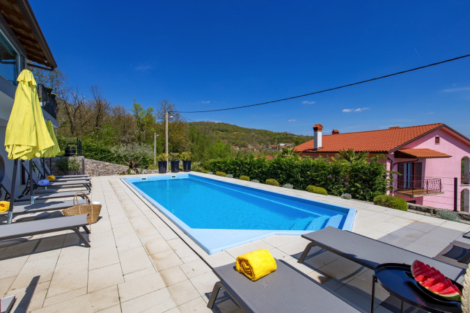 Esterno, Casa Mills Poljane