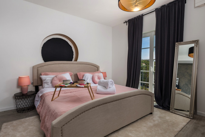 Interno, Casa Mills Poljane