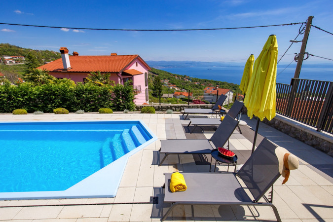Casa Mills Poljane