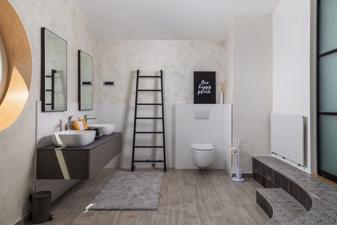Interno, Casa Mills Poljane